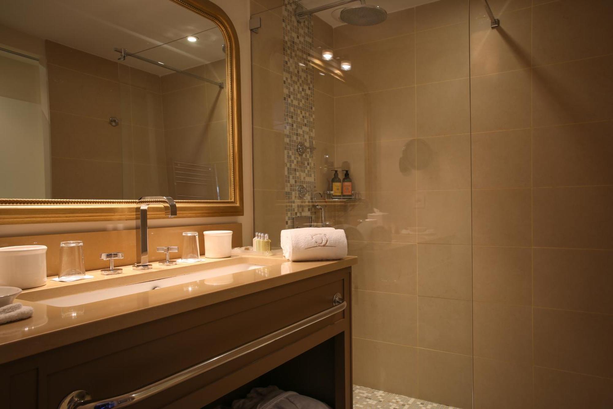 Classic Room Access to Spa Private Beach
