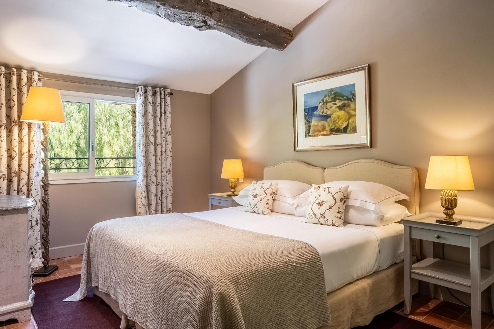 Family Room Access to Spa Private Beach